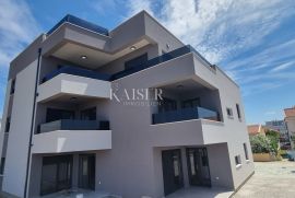 Zadar, Privlaka - Stan sa krovnim bazenom  172 m2, Privlaka, Wohnung