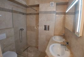 Rabac - kuća 100 m od mora, 430 m2, Labin, House