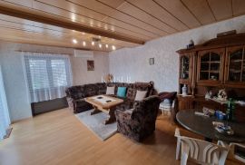 Novi Vinodolski, centar - stan 1S+DB, 63m2, Novi Vinodolski, Wohnung