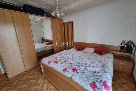 Novi Vinodolski, centar - stan 1S+DB, 63m2, Novi Vinodolski, Appartement