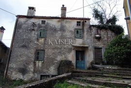 Labin - kuća s projektom, 87 m2, Labin, Maison