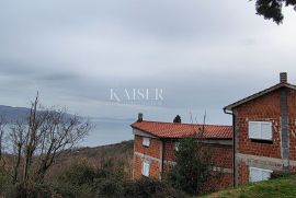 Brseč - kuća s dva dvoetažna stana, 160 m2, Mošćenička Draga, Maison