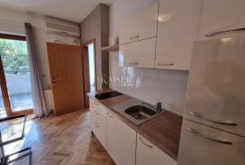 Crikvenica, Selce - dvije etaže sa 4 apartmana, Crikvenica, Daire