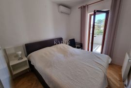 Crikvenica, Selce - dvije etaže sa 4 apartmana, Crikvenica, Wohnung