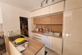 Crikvenica, Selce - kuća sa 5 apartmana, Crikvenica, Casa