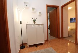 Rijeka, Martinkovac - predivan stan 2S+DB na mirnoj lokaciji, Rijeka, Flat