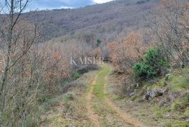 Brseč - poljoprivredno zemljište, 2450 m2, Mošćenička Draga, Terrain