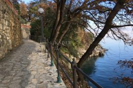 Opatija, predivna lokacija stana s terasom i pogledom na Lungo mare, Rijeku s otocima, Opatija, Διαμέρισμα