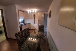 Lovran, Lovran- Dva stana u centru Lovrana, Lovran, Apartamento