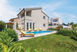 Istra, Medulin - prekrasna kuća 80m od mora, 170m2, pogled na more, Medulin, Famiglia