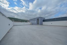 Vinjerac - luksuzni penthouse 135m2, 1. red do mora, Posedarje, Διαμέρισμα