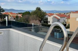 Zadar - luksuzni penthouse 110m2 + krovna terasa 80m2, Zadar, Appartement