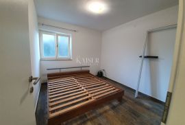 Istra - Poreč, stan u prizemlju, dvorište, blizina mora, Poreč, Apartamento