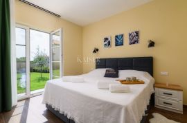 Istra, Rovinj -vila s bazenom, novogradnja, 190 m2, Rovinj, Casa