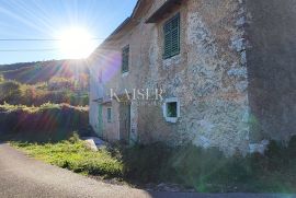 Brseč - kuća za renovaciju, 180 m2, Mošćenička Draga, House