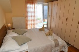 Opatija – Dvoetažni stan s panoramskim pogledom i velikom garažom, Opatija, Appartment