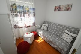 Opatija – Dvoetažni stan s panoramskim pogledom i velikom garažom, Opatija, Apartamento