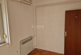 Rijeka, Vežica - stan sa garažom i okućnicom, Rijeka, Apartamento