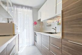 Labin - moderna kuća s bazenom, 180 m2, Labin, House