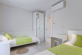 Labin - moderna kuća s bazenom, 180 m2, Labin, Ev