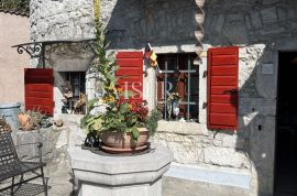 Opatija, Poljane dvije kamene kuće s pogledom na more, Opatija - Okolica, Σπίτι