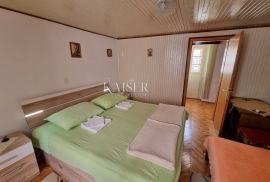 Novi Vinodolski - kuća u nizu, 45m2, Novi Vinodolski, Maison