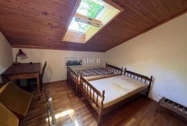 Otok Krk, Dobrinj - Predivna kuća 139 m2 sa okućnicom od 2769 m2, Dobrinj, House