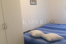 Otok Krk, Krk - dvoetažni stan s pogledom na more, 85 m2, Krk, Appartment