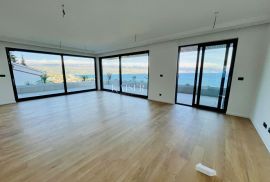 Opatija - Luksuzan stan u novogradnji sa bazenom 360,38 m2, Opatija, Stan