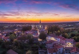 Istra, Žminj - građevinsko zemljište sa pravomoćnom dozvolom za kuću, Žminj, Arazi