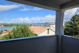 Otok Krk, Soline - apartman u novogradnji 250m od mora, Dobrinj, Appartement