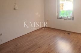 Otok Krk, Punat - kuća u staroj jezgri 90 m2, Punat, Maison