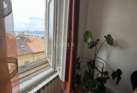 Rijeka, centar -  Dva stana u strogom centru grada  72 m2, Rijeka, Wohnung