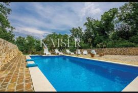 Otok Krk, okolica Dobrinja - predivna villa 170 m2, Dobrinj, House