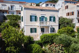 Otok Lošinj, Mali Lošinj - predivna villa u staroj jezgri, Mali Lošinj, بيت