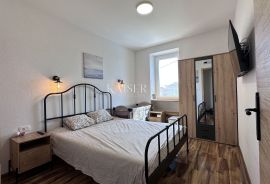 Otok Krk, Dobrinj - adaptirana starina, 140 m2, Dobrinj, Famiglia