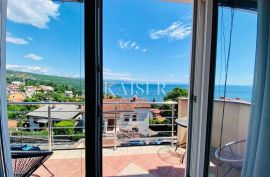 Opatija – Impresivan dvoetažni stan od 150 m2 s prekrasnim pogledom, Opatija, Διαμέρισμα