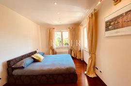 Opatija, okolica – Predivan stan u venecijanskom stilu, 184 m2, Opatija - Okolica, Kвартира