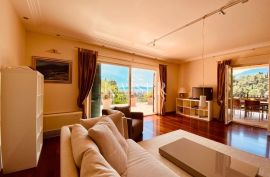 Opatija, okolica – Predivan stan u venecijanskom stilu, 184 m2, Opatija - Okolica, Kвартира