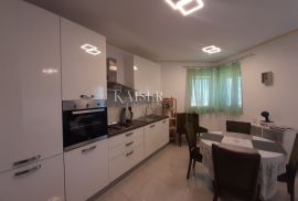 Opatija- Stan za najam na mirnoj lokaciji, Opatija, Appartment