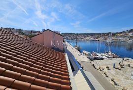 Otok Lošinj, Mali Lošinj - dvoetažni stan na rivi, Mali Lošinj, Daire