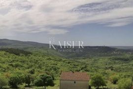 Istra-Ripenda, poljoprivredno zemljište 5,6 ha, Labin, Γη