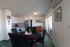 Opatija- stan za najam sa bazenom, Opatija, Apartamento