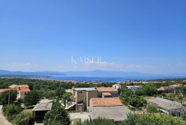 Otok Krk, Malinska - kuća sa 4 apartmana, Malinska-Dubašnica, Famiglia