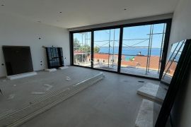 Zadar - stan 228.97 m2, bazen, prvi red do mora, Zadar - Okolica, Apartamento