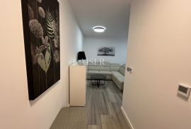 Otok Krk, Krk - Stan od 100 m2 + app od 48 m2, Krk, Wohnung