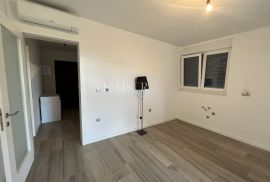 Otok Krk, Krk - Stan od 100 m2 + app od 48 m2, Krk, Wohnung