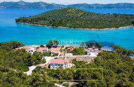 Otok Iž, Mali Iž - građevinsko zemljište 50m od mora, Zadar - Okolica, Zemljište