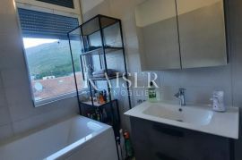 Podstrana, Strožanac - predivna vila s bazenom, Podstrana, Casa