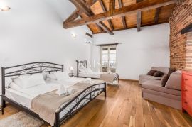 Istra - Villa s bazenom i okućnicom 1000 m2, Tinjan, Σπίτι